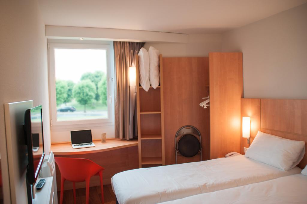 Ibis Rambouillet Exterior foto